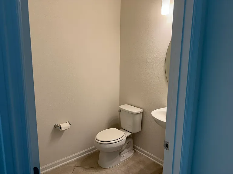 Santos Ln — Photo 2