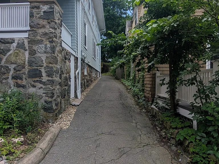 Shared side driveway