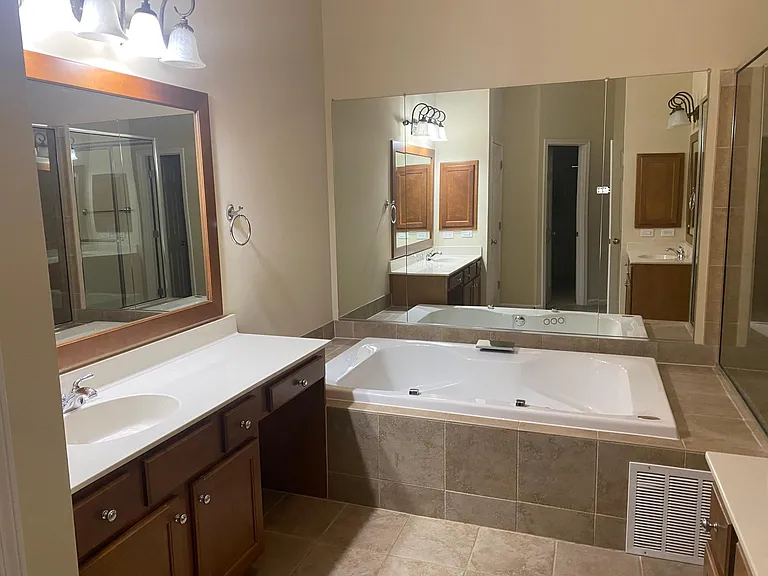 6221 Trumbul Oaks Ct — Photo 21