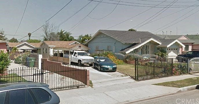 1st image of 3717 W 108th St
