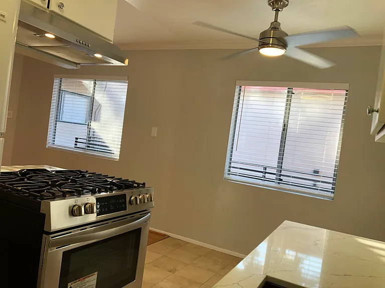 120 Roswell Ave #9 — Photo 10