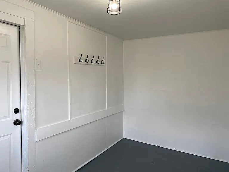 Large mudroom