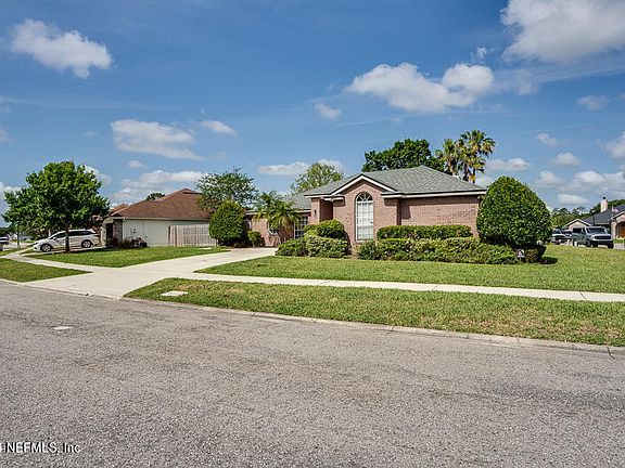4th image of 4412 PEBBLE BROOK Drive