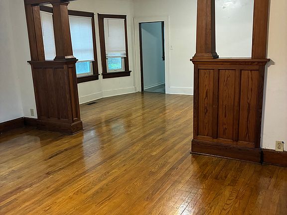 2nd image of 3004 Lafayette St