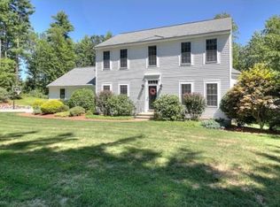 17 Pigeon Hill Rd, Brookline, NH 03033