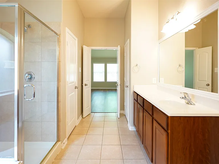28038 Emma Gardens Ln — Photo 15