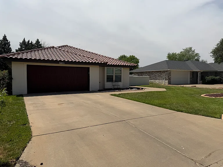 3821 Don January Ave — Photo 6
