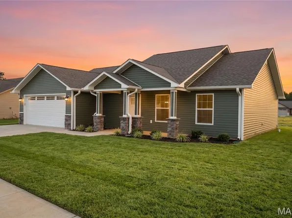 213 Gucci Dr, Poplar Bluff, MO 63901