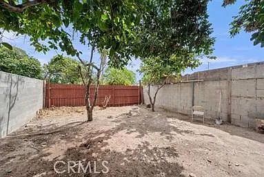 3 bed, 836 sqft, $3,500 — Photo 3