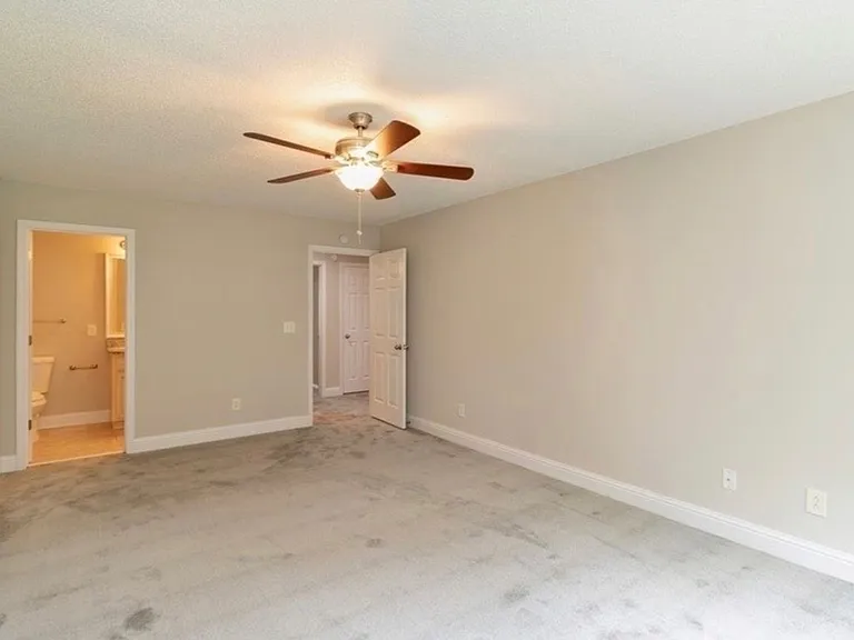 224 High Ridge Ct — Photo 18