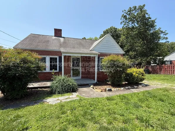 1003 W Wendover Ave, Greensboro, NC 27408
