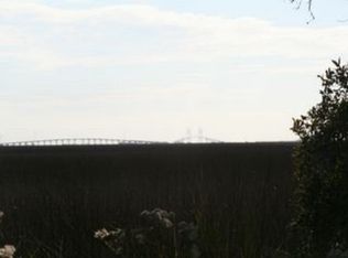 153 E Commons Dr, Saint Simons Island, GA 31522