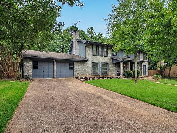2nd image of 2218 Shadywood Ct