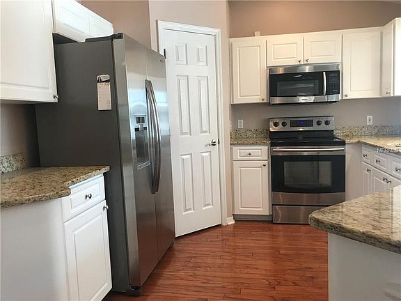 4th image of 5571 Highlands Vista Cir