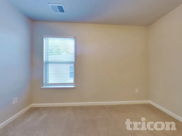 4459 Ravenwood Dr — Photo 10