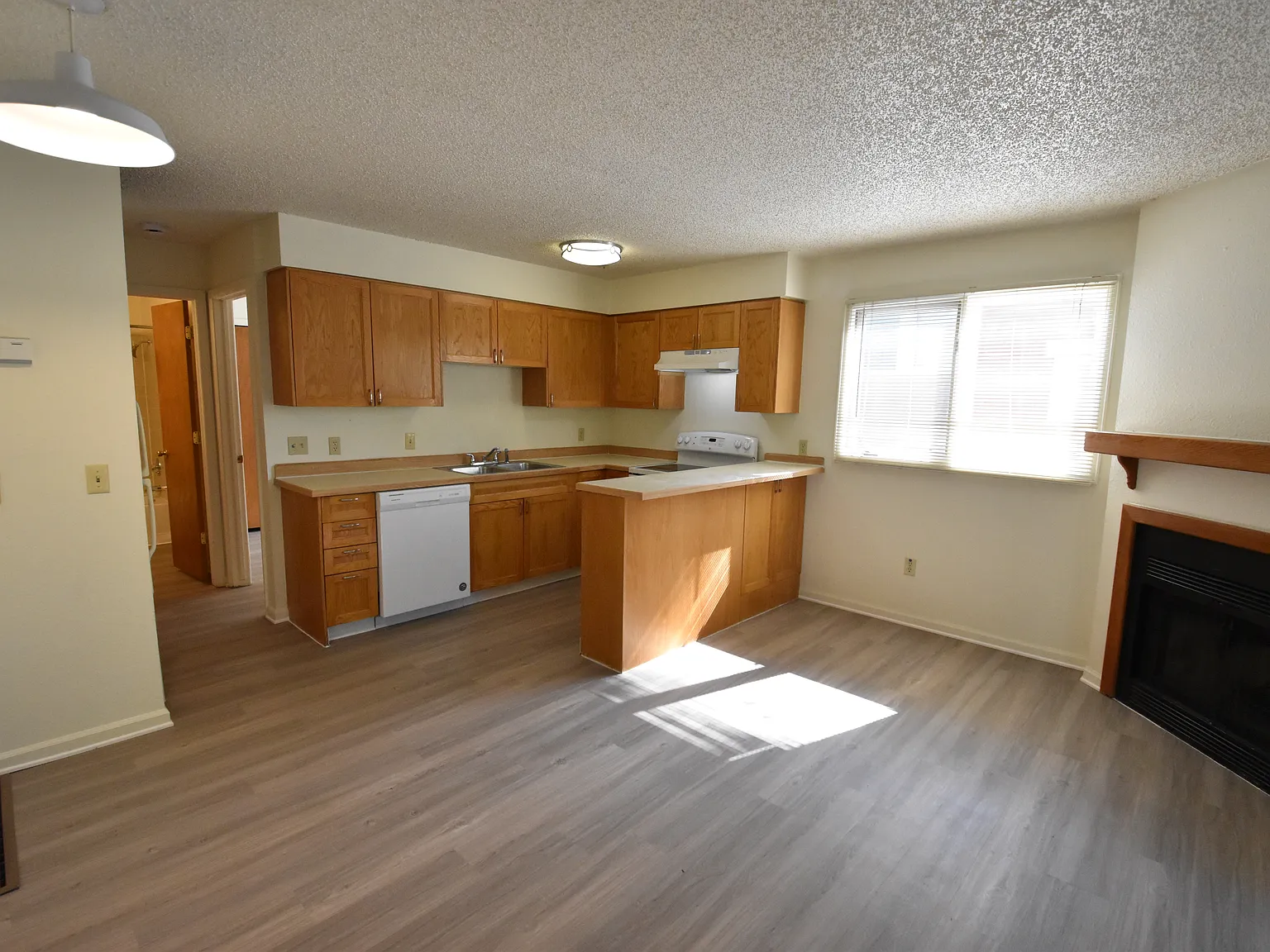 1 bed, 650 sqft, $1,495 — Photo 4
