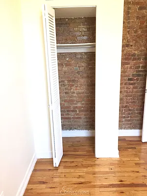 Rented by City Connections Realty | media 19