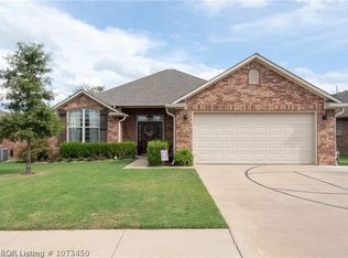 6211 Hickory Ln, Fort Smith, AR 72916