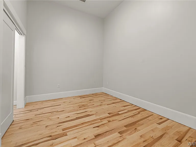 130 Pearl St #304 — Photo 9