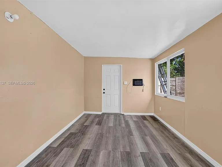 4351 NW 25th St — Photo 16