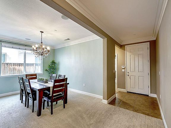 5th image of 1764 Tarragon Dr