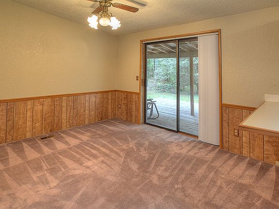3rd image of 46007 SE 130th Pl