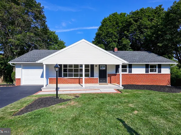 140 Lindy Rd, Seven Valleys, PA 17360