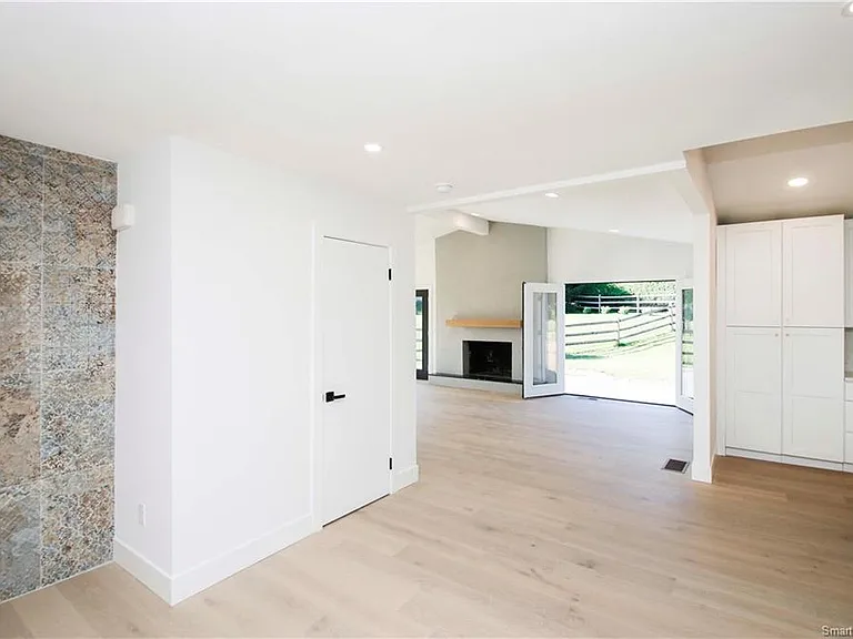 11 Fairmount Dr — Photo 14