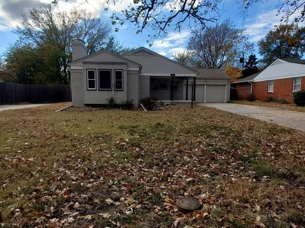 5617 Rockwood Rd, Wichita, KS 67208