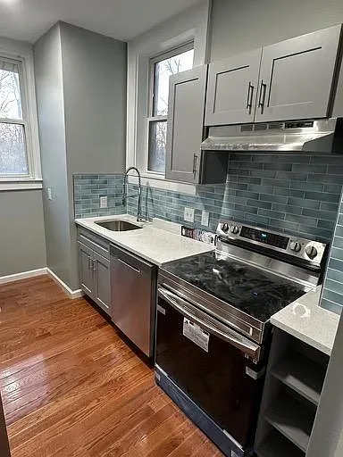 237 Hearne Ave