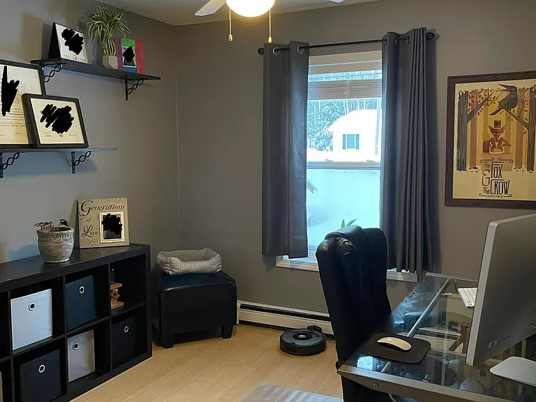 1053 Upper St — Photo 3