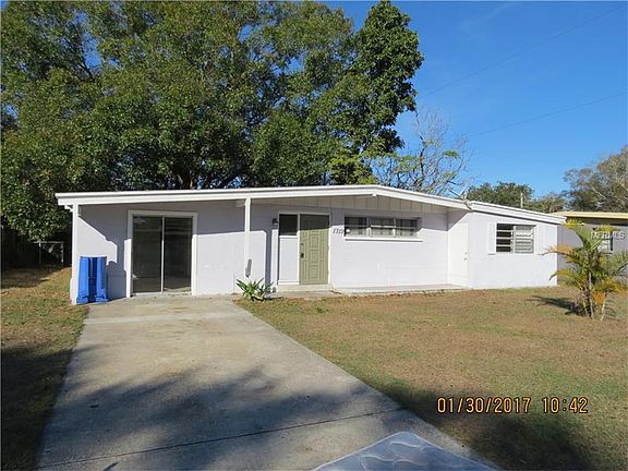 2nd image of 1319 Warrington Way