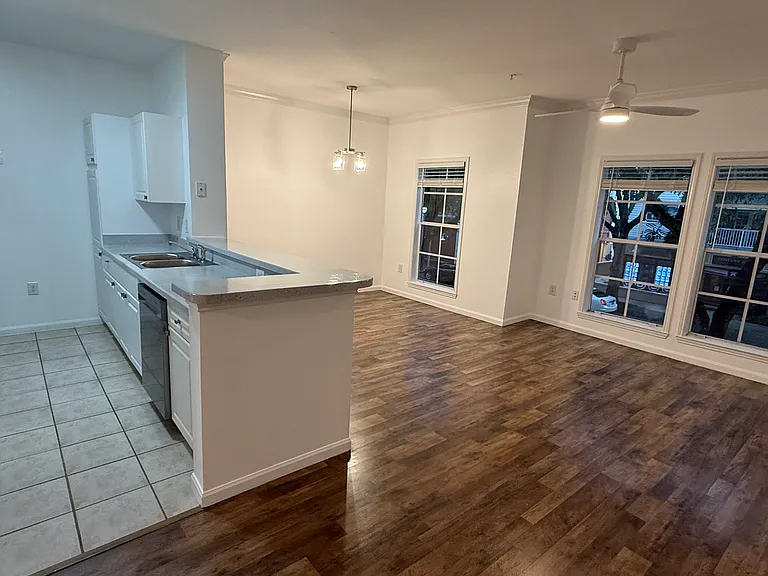 729 Celebration Ave #729 — Photo 2