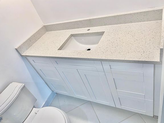 4th image of 145 Ocean Ave #3200