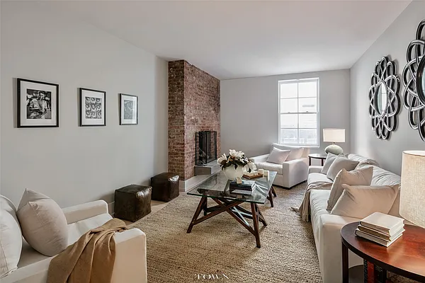 Sold by Town Residential | media 15