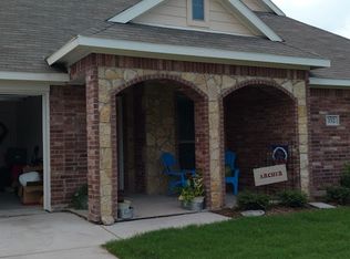 152 Birdsong Ln, Terrell, TX 75160