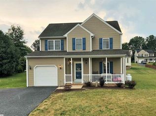 39 Laurel Wood Dr, Waynesboro, VA 22980