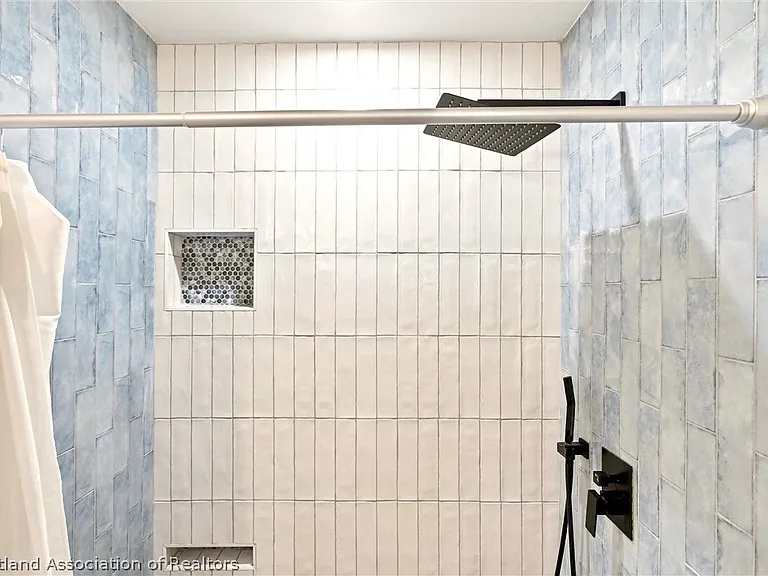 3 Charlton Dr — Photo 22