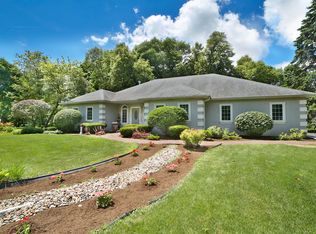 32W181 Willoughby Ln, Naperville, IL