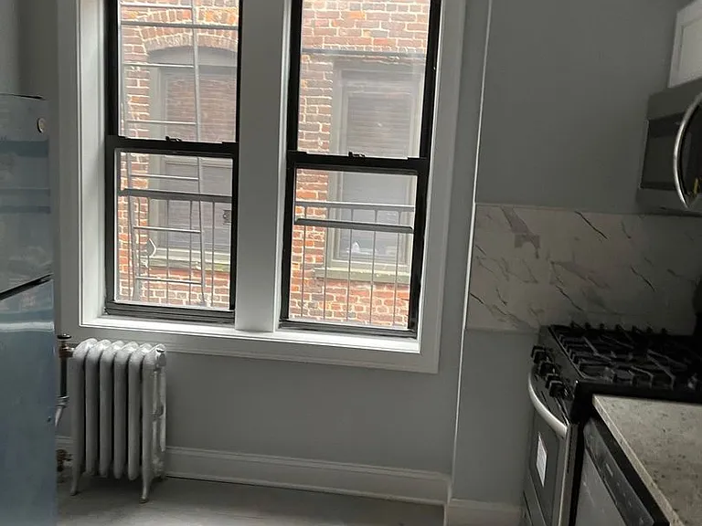 462-Abbington Apartments, LLC — Photo 9