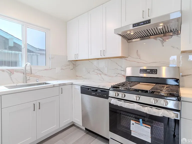 1322 Southgate Ave — Photo 9
