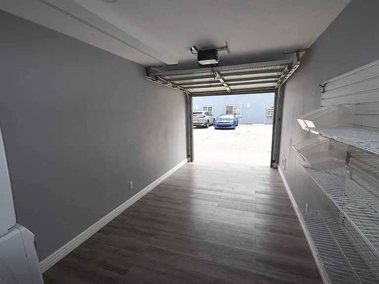 215 Elm Ave — Photo 21