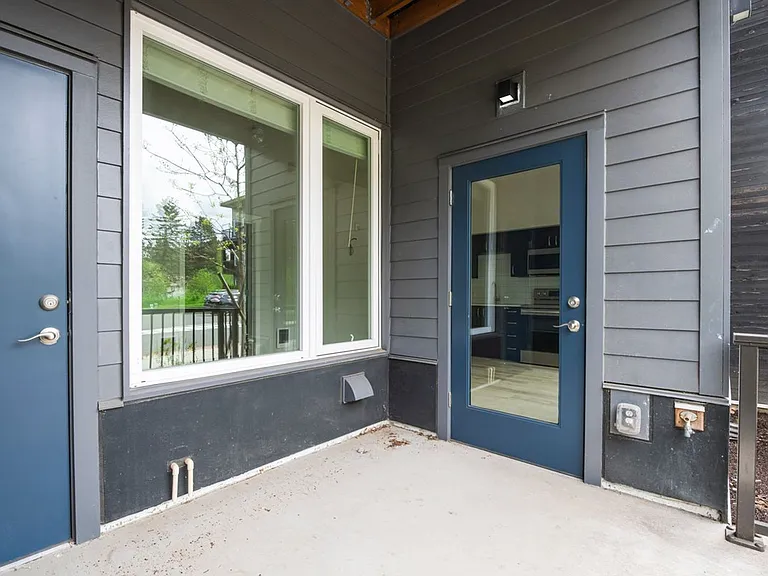 Brookside Apartments — Photo 32