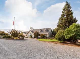 1440 N Piedra Rd, Sanger, CA 93657