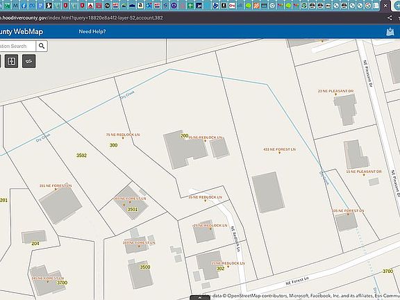 center image with 2 bldg