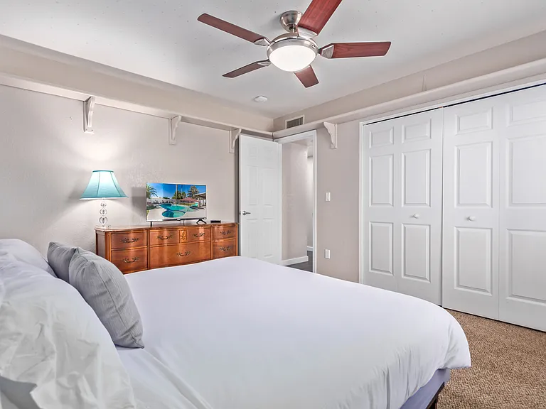 1010 E Wescott Dr — Photo 18