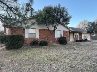 3 E Terra Ln, Shawnee, OK 74804