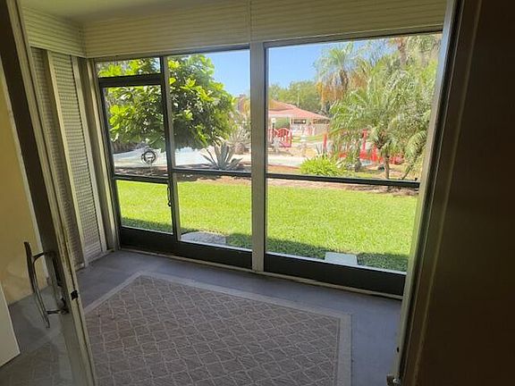 2nd image of 2601 NE 14th Street Causeway #142