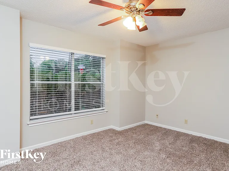 15975 Tampke Pl — Photo 11