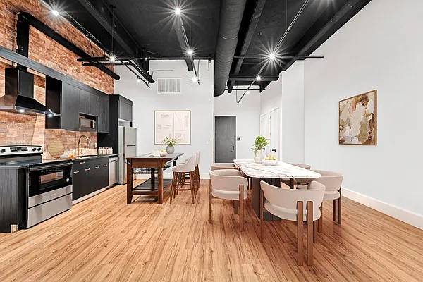 Rented by Nooklyn NYC LLC | media 47